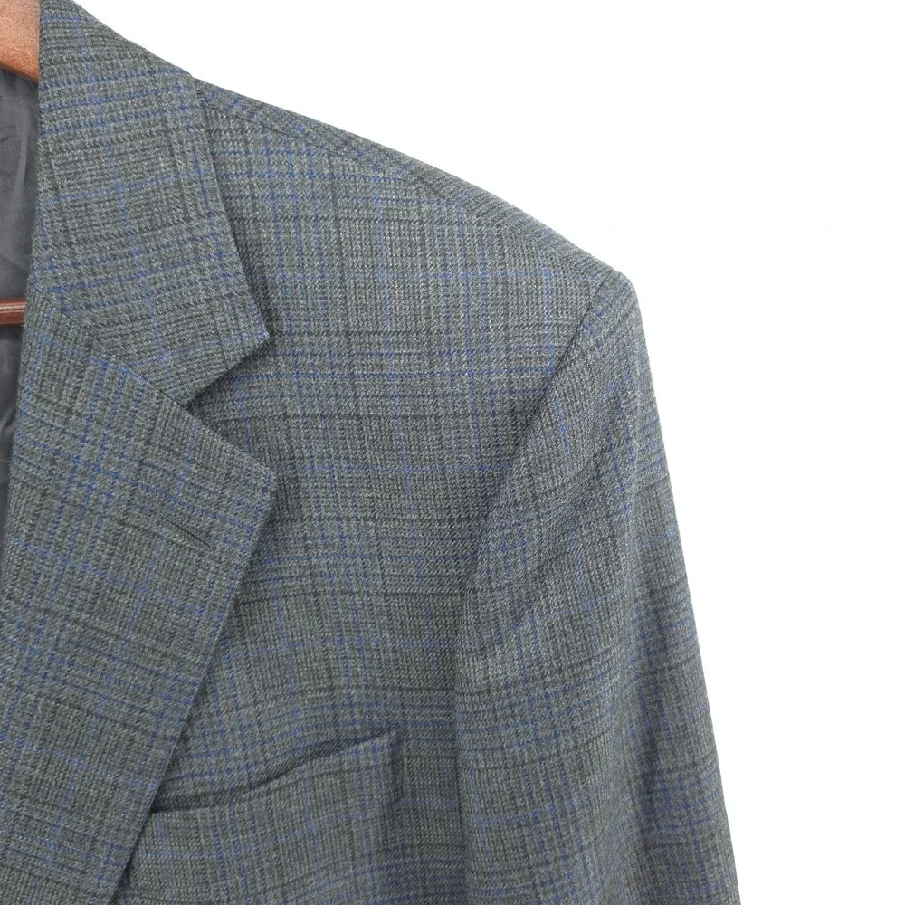 Brooks Brothers please note